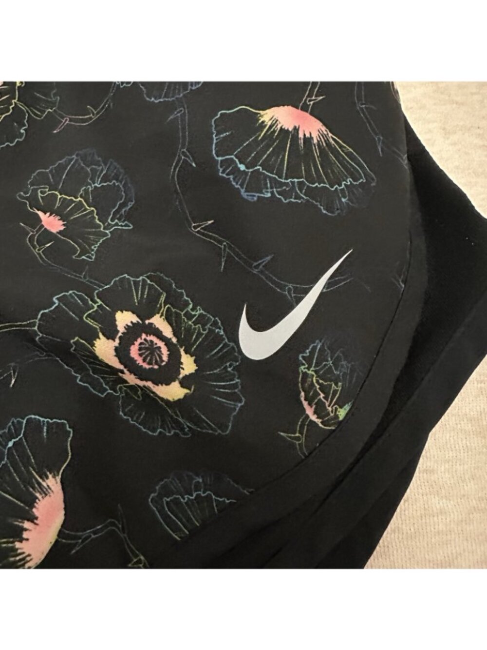 Nike Tempo Shorts Women's Size 2X BLack Hight Rise Dri-Fit Running Athletic - Picture 3 of 11